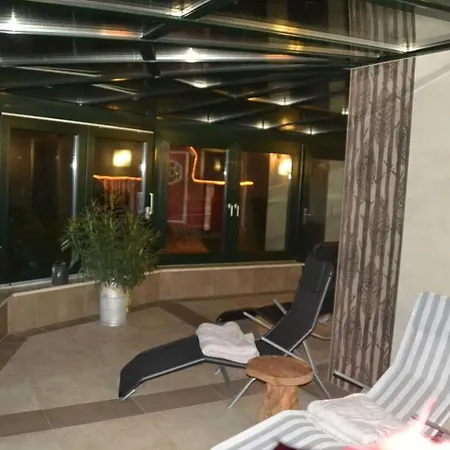 2 Saupe Comfortable Holiday home Schaprode
